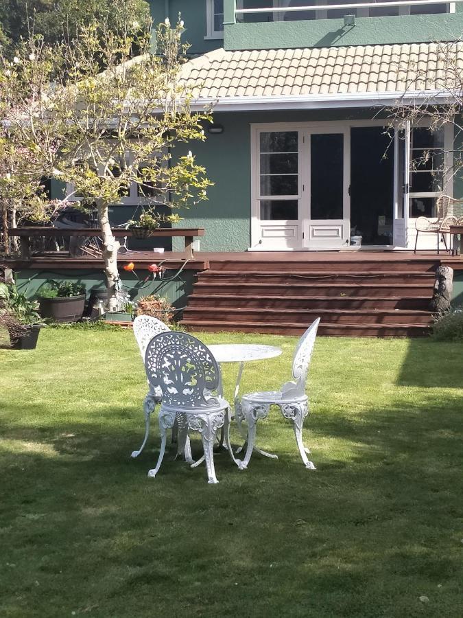 Amberly House Rotorua Bed and Breakfast Esterno foto