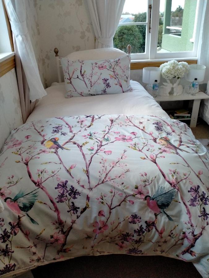 Amberly House Rotorua Bed and Breakfast Esterno foto