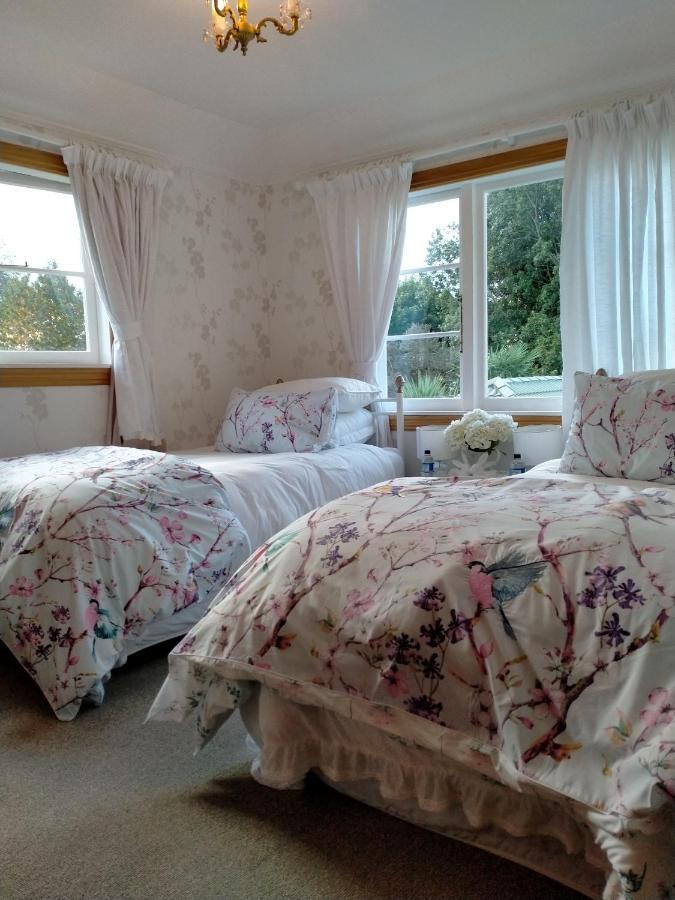 Amberly House Rotorua Bed and Breakfast Esterno foto